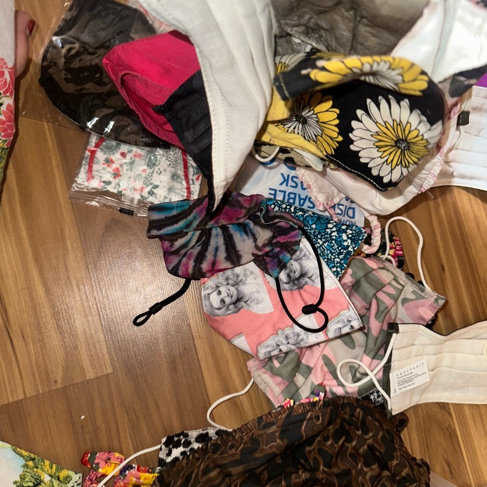 Assorted Patterned Face Masks - Picture 2 of 3